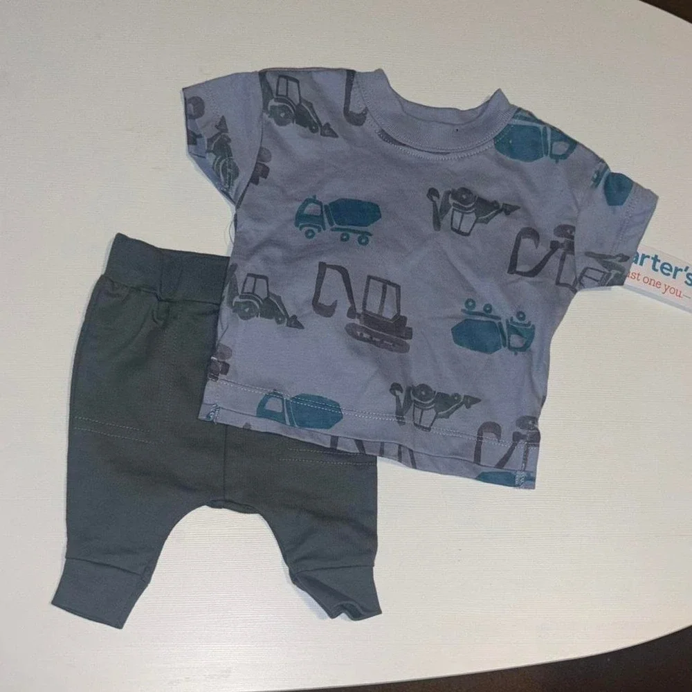 Newborn Boy Carter's Just One You construction-themed 2-piece outfit set NWT
